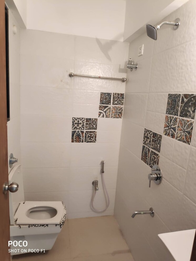 Bathroom, hirani-sagar-chs 1 Bedroom 460 Sq.Ft. Apartment In Kurla East Mumbai 8722833