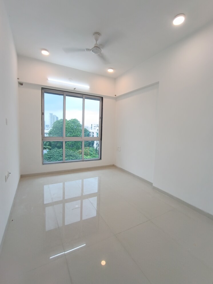 Room, ic colony 2 Bedroom 700 Sq.Ft. Apartment In Ic Colony Mumbai 8722852
