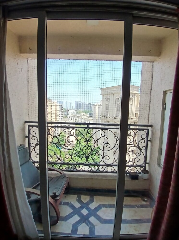 Balcony, hiranandani-meadows 3 Bedroom 1400 Sq.Ft. Apartment In Manpada Thane 8722857