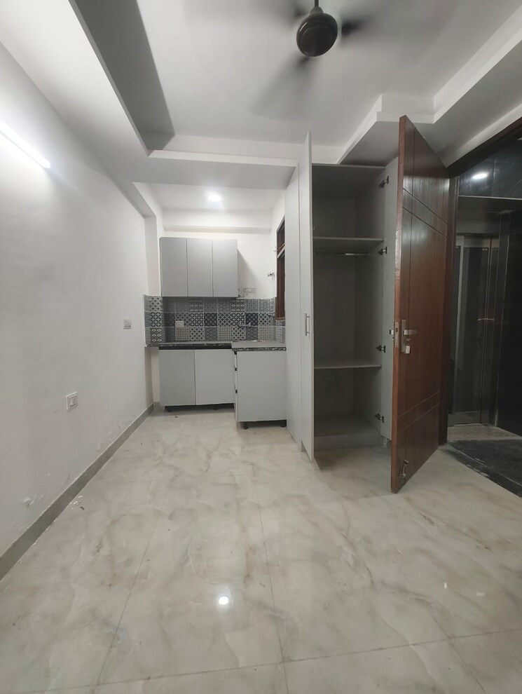 Room, malviya nagar 1 Bedroom 700 Sq.Ft. Builder Floor In Malviya Nagar Delhi 8722884