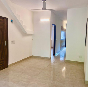 Building Lobby in 2 BHK Builder Floor at Safdarjung Enclave – for Rent