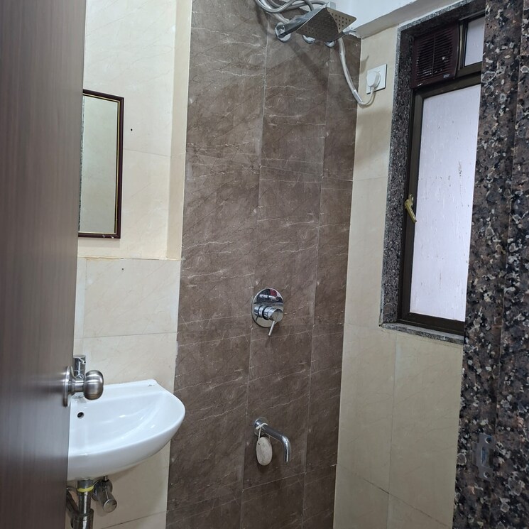 Bathroom, lotus-unity 2 Bedroom 724 Sq.Ft. Apartment In Versova Mumbai 8722931