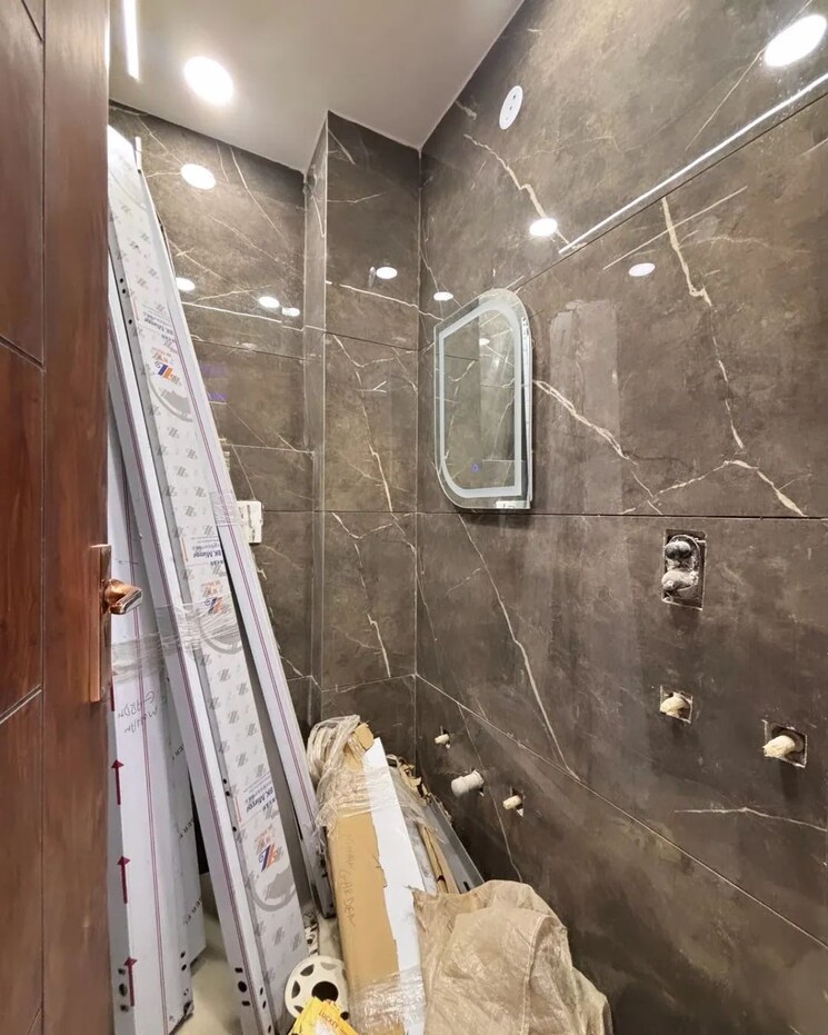 Bathroom, sa-homes-i 3.5 Bedroom 950 Sq.Ft. Builder Floor In Uttam Nagar Delhi 8722940