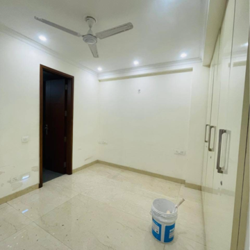 Room in 3 BHK Builder Floor at Kalkaji – for Rent