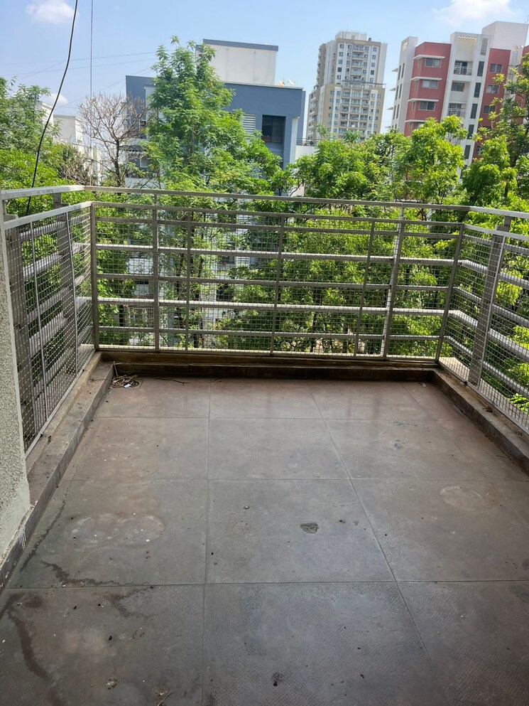 Balcony, comfort-zone 2 Bedroom 818 Sq.Ft. Apartment In Balewadi Pune 8722969