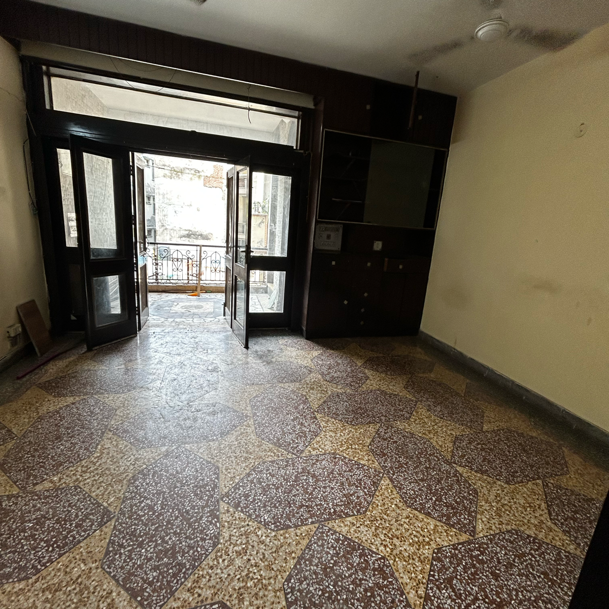 1 BHK + Pooja Room Builder Floor For Rent in Kotla Mubarakpur 