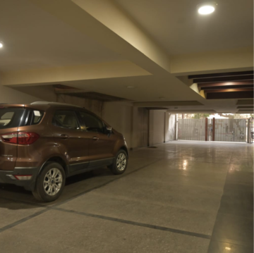 Parking in 4 BHK Builder Floor at Greater Kailash ii – for Rent