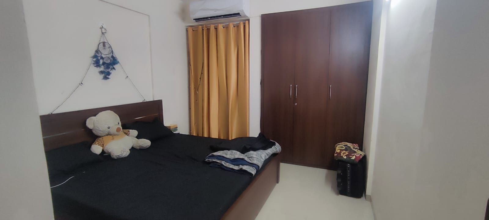 2.5 BHK + Extra Room Builder Floor For Rent in Wave Prime Floors