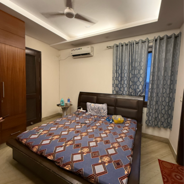Bedroom in 3 BHK Builder Floor at Kalkaji – for Rent