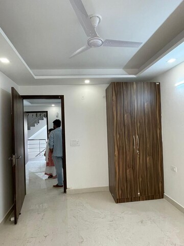 Master Bedroom in 1 BHK Builder Floor at Freedom Fighters Enclave – for Rent