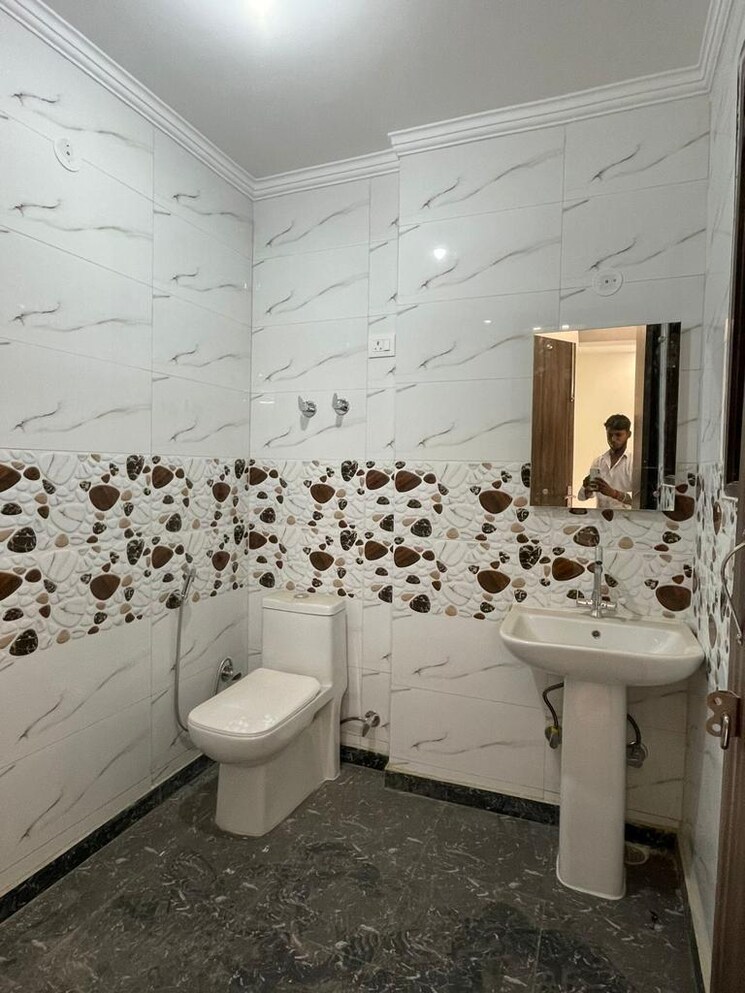 Master Bedroom, freedom fighters enclave 1 Bedroom 500 Sq.Ft. Builder Floor In Freedom Fighters Enclave Delhi 8722982