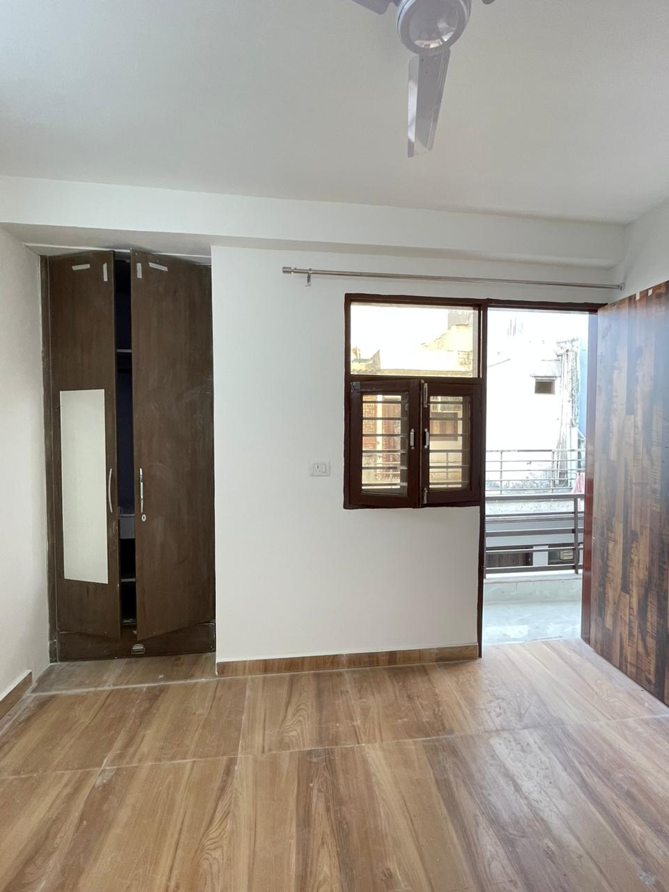 1 BHK Builder Floor For Rent in Saket 