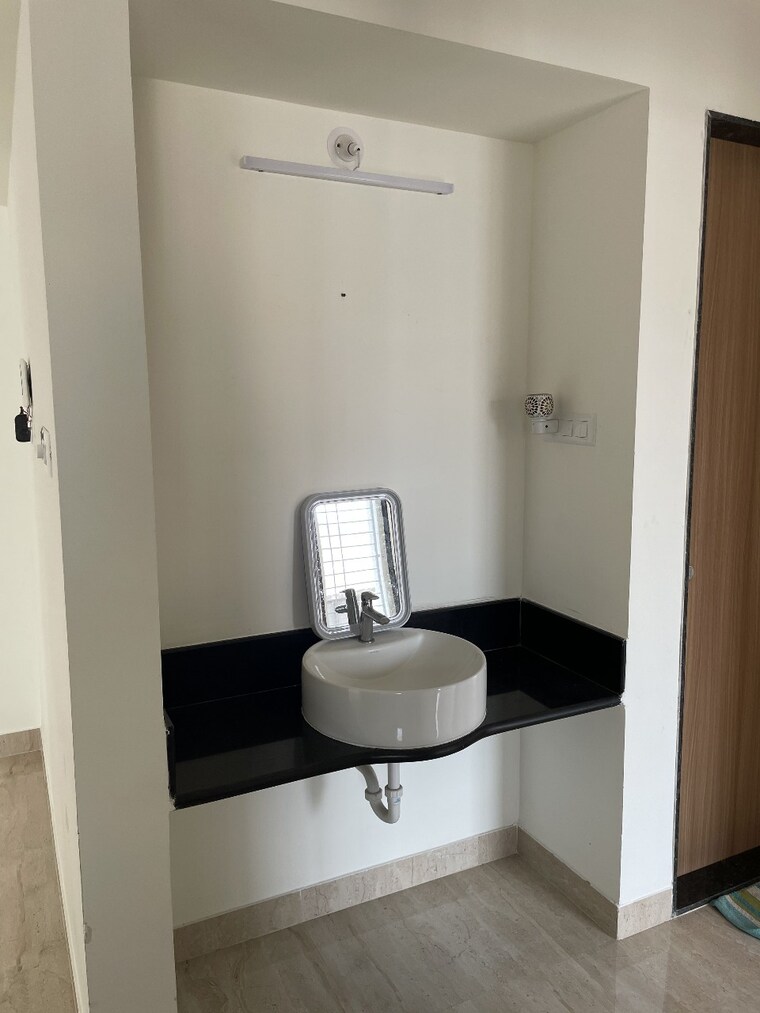 Bathroom, tirupati-campus-phase-7 3 Bedroom 977 Sq.Ft. Apartment In Dhanori Pune 8722989
