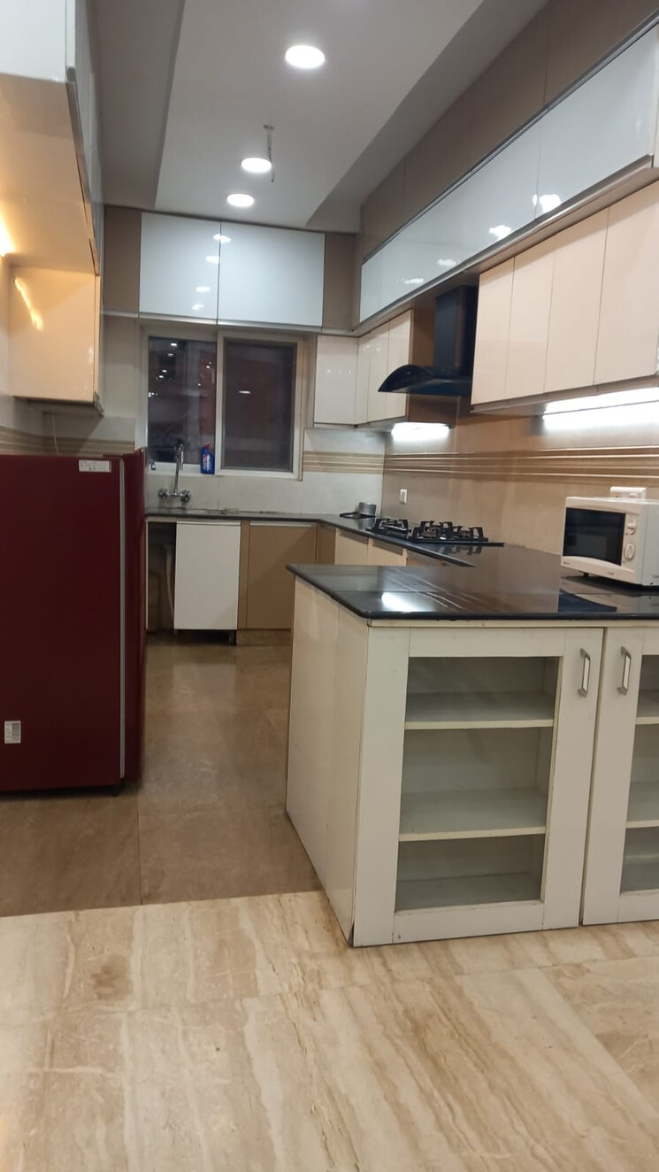 Kitchen, hazratganj 3 Bedroom 1500 Sq.Ft. Apartment In Hazratganj Lucknow 8723006