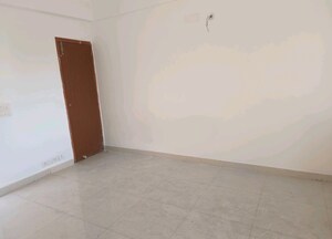 2 BHK Apartment For Sale in Express Zenith, Sector 77