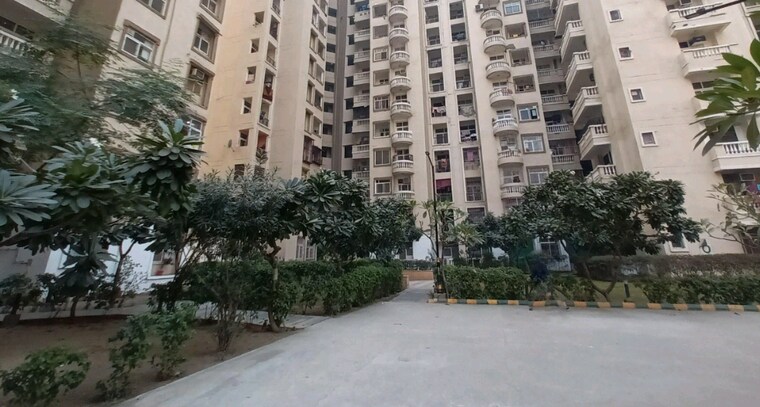 Exterior View, amrapali-silicon-city 2 Bedroom 1180 Sq.Ft. Apartment In Sector 76 Noida 8723013