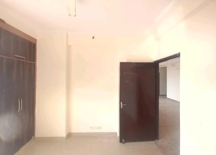 Room, amrapali-silicon-city 2 Bedroom 1180 Sq.Ft. Apartment In Sector 76 Noida 8723017
