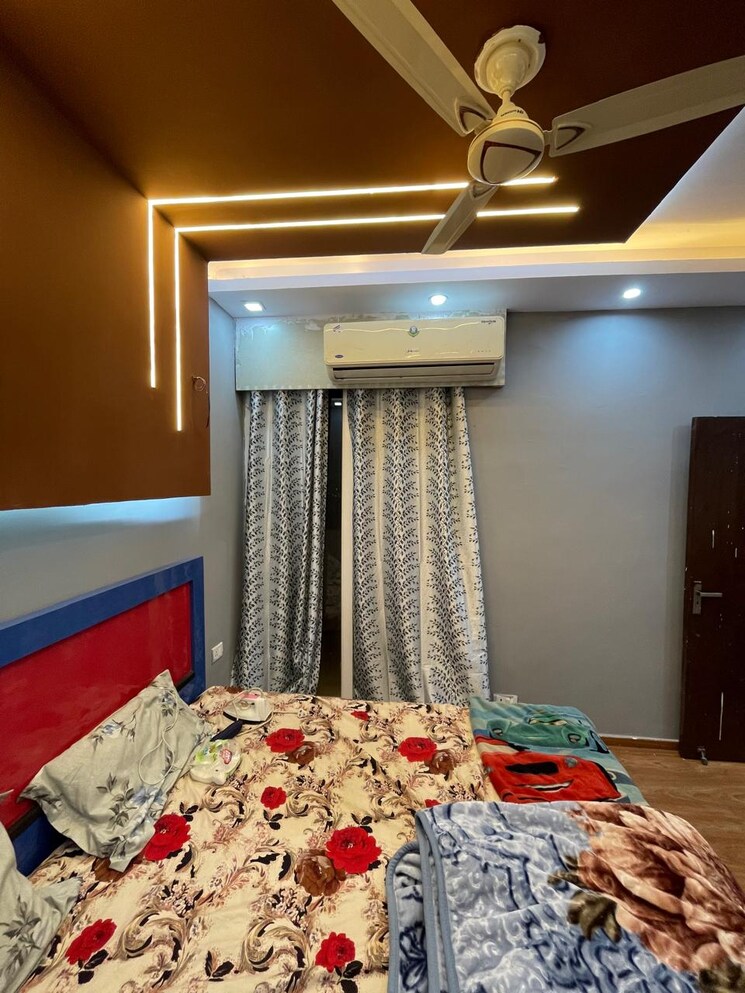 Bedroom, amrapali-leisure-park 2 Bedroom 845 Sq.Ft. Apartment In Amrapali Leisure Valley Greater Noida 8723022