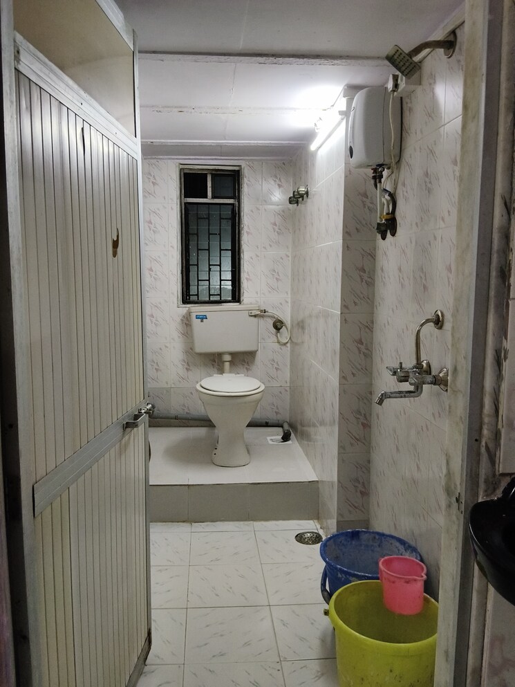 Bathroom, avantika-apartment-ghatkopar-west 1 Bedroom 425 Sq.Ft. Apartment In Ghatkopar West Mumbai 8723040