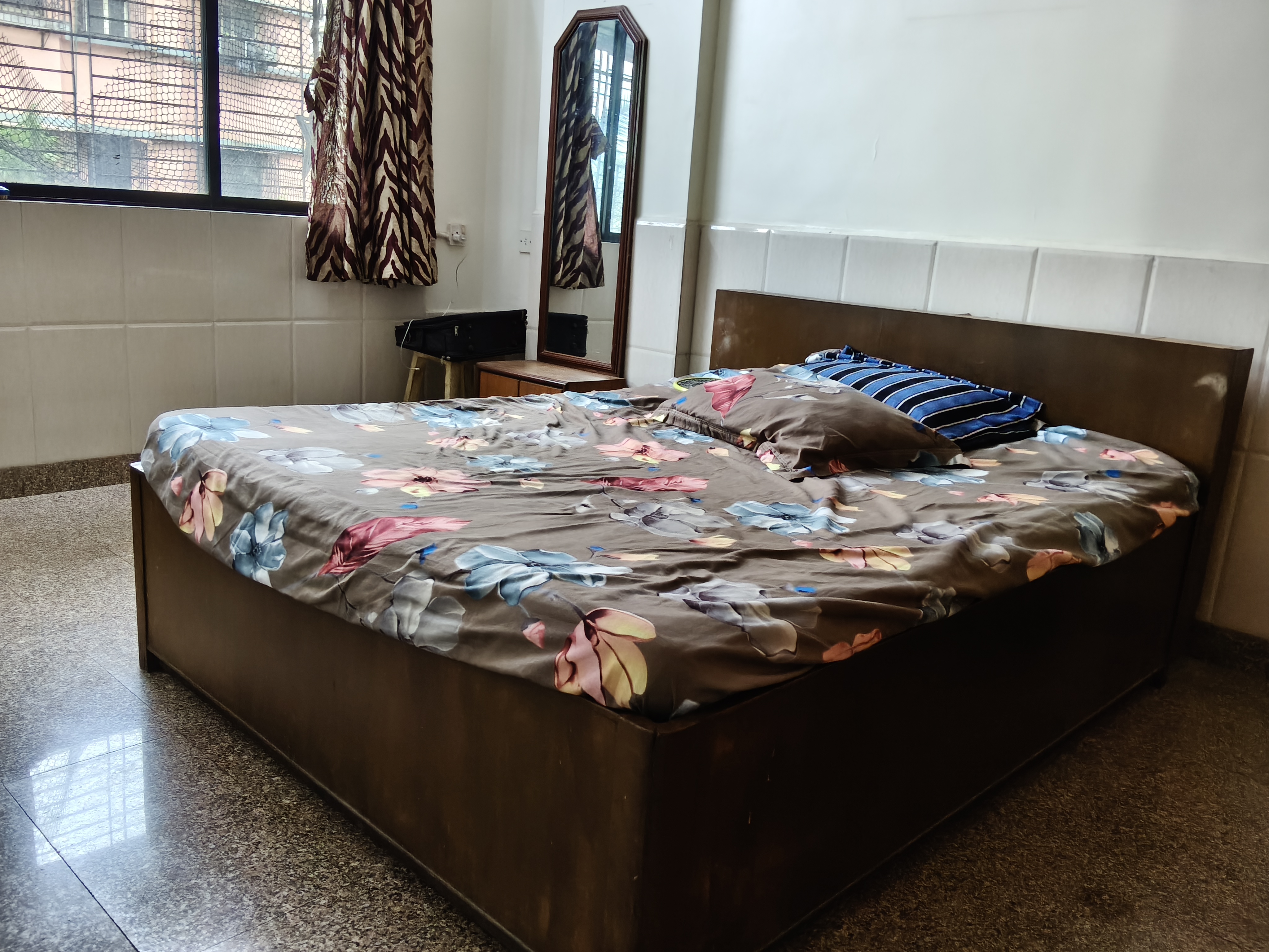 1 BHK 500 Sq.Ft. Apartment in Ashirwad CHS Santacruz East