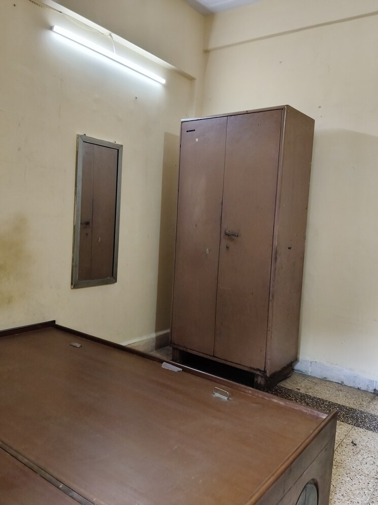 Room, ashirwad-chs-santacruz-east 1 Bedroom 500 Sq.Ft. Apartment In Santacruz East Mumbai 8723049