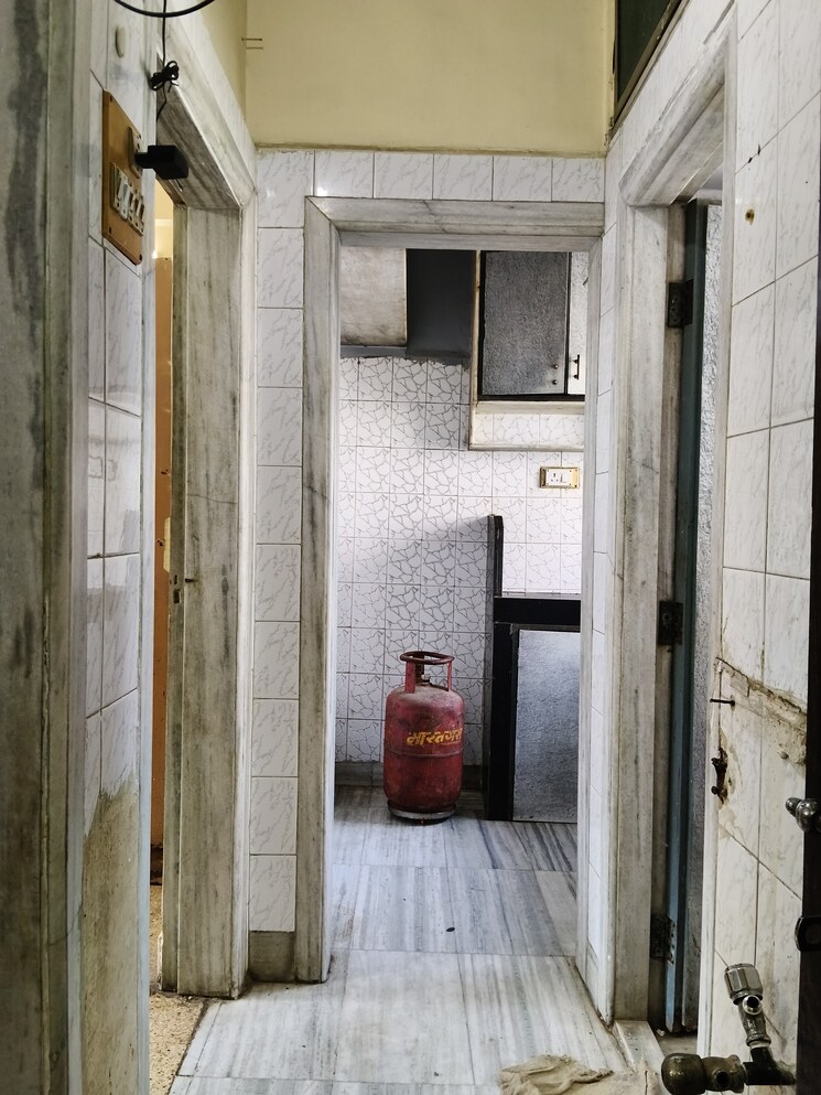 undefined, ashirwad-chs-santacruz-east 1 Bedroom 500 Sq.Ft. Apartment In Santacruz East Mumbai 8723049