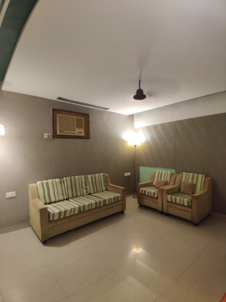Living Room, royal-tower-chs-ltd 1 Bedroom 650 Sq.Ft. Apartment In Borivali West Mumbai 8723055