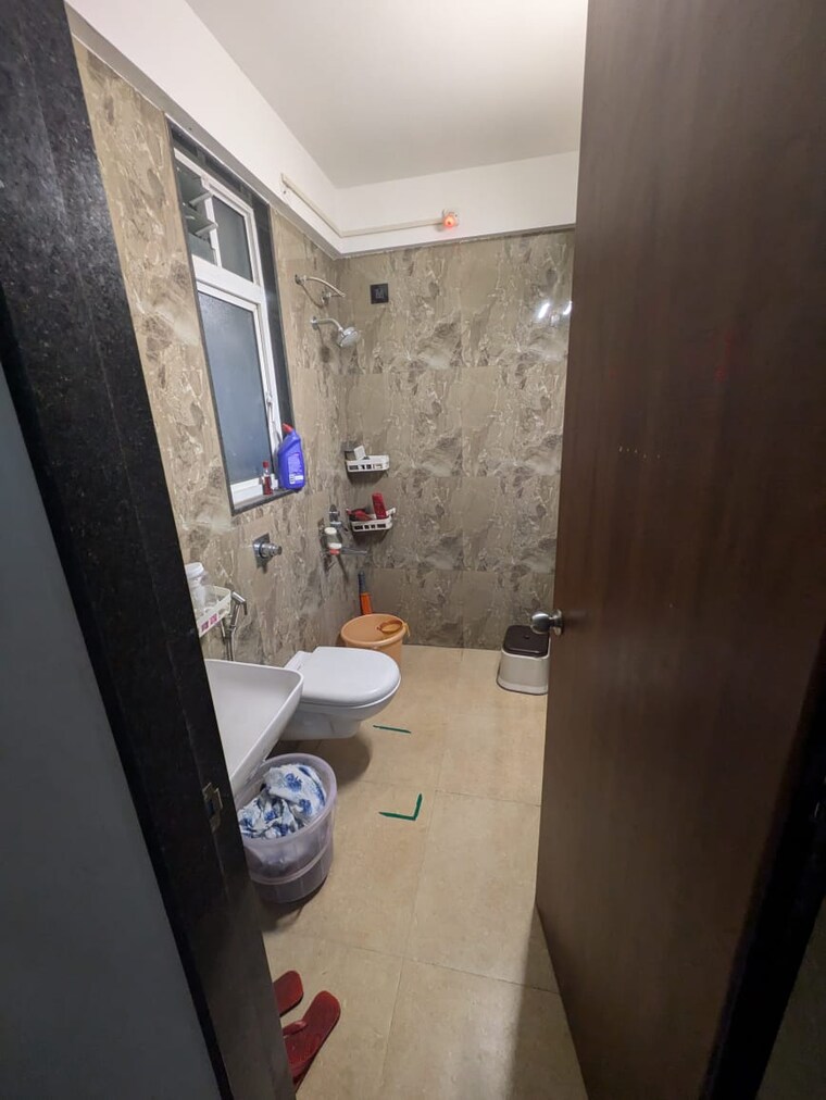 Bathroom, nirman-aura 2 Bedroom 640 Sq.Ft. Apartment In Ambegaon Budruk Pune 8723063