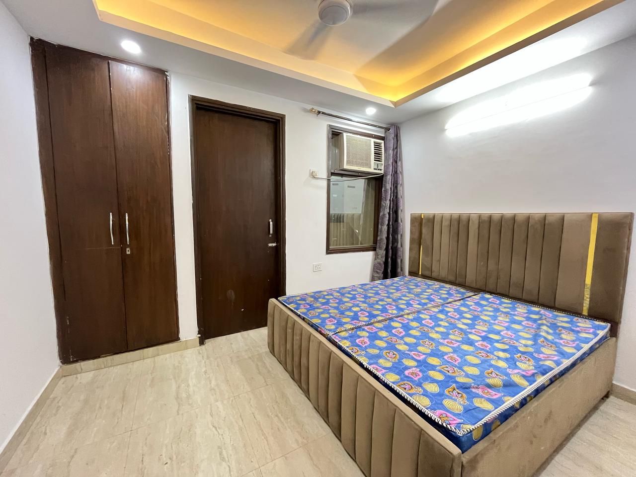 1 BHK Builder Floor For Rent in Saket
