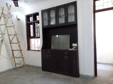 Room in 1 BHK Apartment at Molarband – for Sale