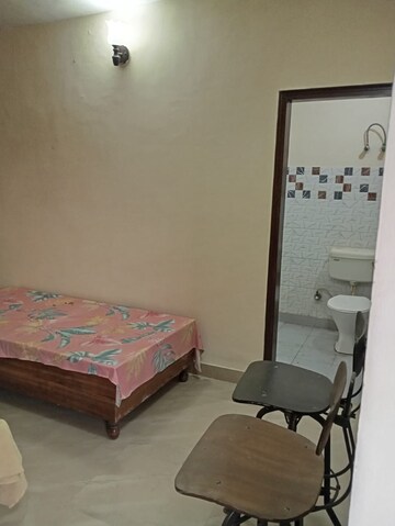 Bedroom in 1 RK Apartment at Sarita Vihar – for Rent