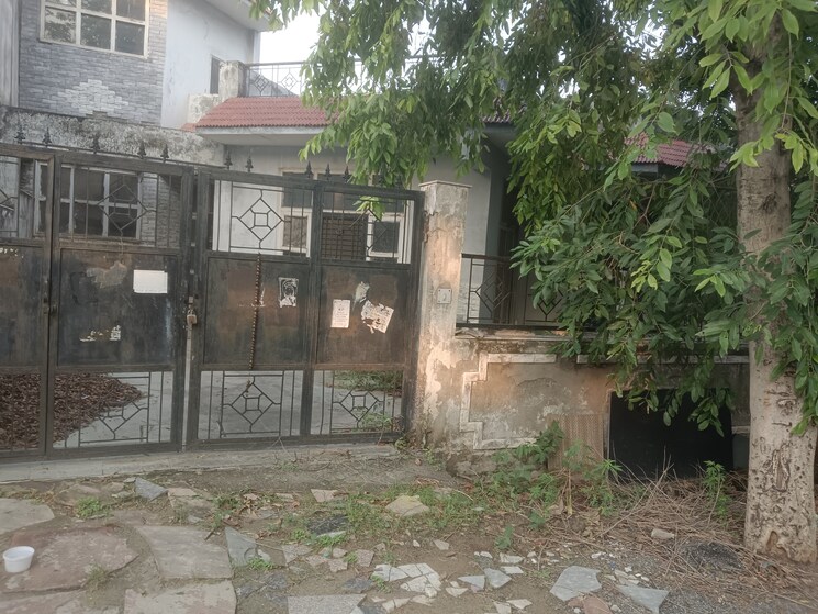 Exterior View, omicron ii greater noida 4 Bedroom 250 Sq.Mt. Independent House In Omicron Ii Greater Noida Greater Noida 8723109