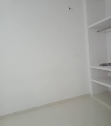 2 BHK Villa For Rent in Aliganj