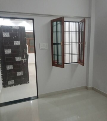 Room in 2 BHK Villa at Aliganj – for Rent