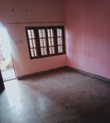 Room in 2 BHK Villa at Aliganj – for Rent