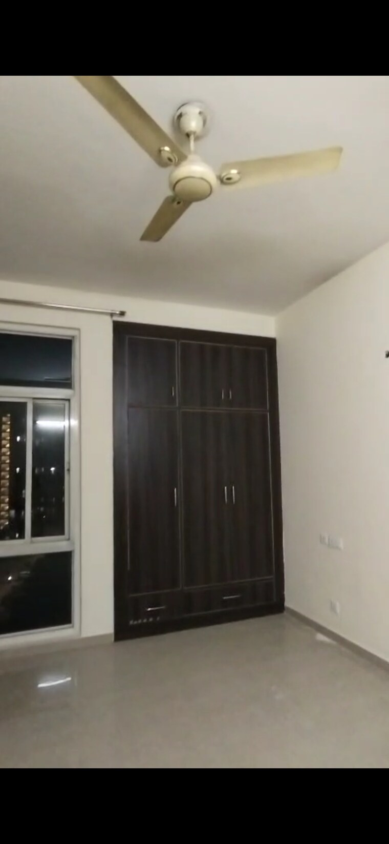 Room, sector 78 3 Bedroom 1600 Sq.Ft. Apartment In Sector 78 Faridabad 8723202