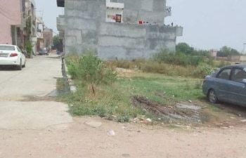 Plot For Sale in Laxmi Nagar