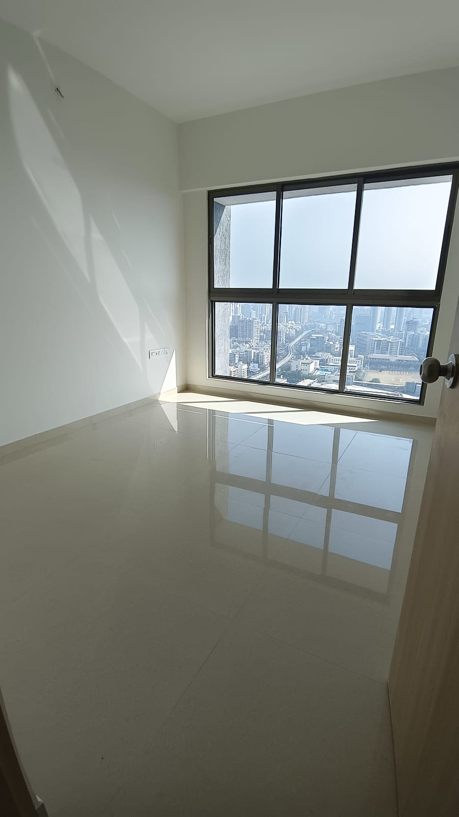 1 BHK Apartment For Sale in Sheth Irene