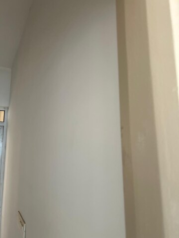 Room in 2 BHK Apartment at ATS Allure, Sector 22d Yamuna Expressway – for Sale