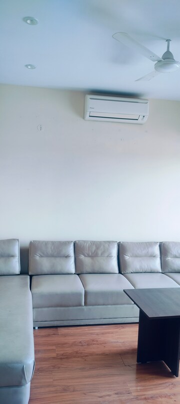 Living Room in 4 BHK Apartment at C Scheme – for Rent