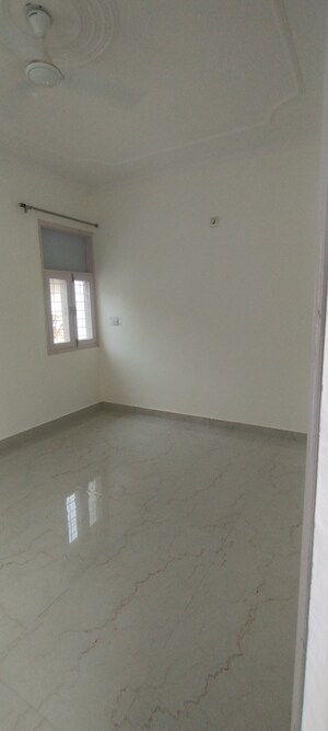 2 BHK Builder Floor For Sale in RWA Apartments Sector 26, Sector 26