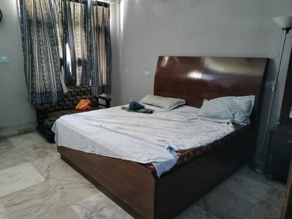 3 BHK + Pooja Room Builder Floor For Rent in Sector 10