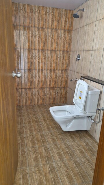 Bathroom in 2 BHK Apartment at Prestige Finsbury Park Regent, Bagaluru  – for Sale