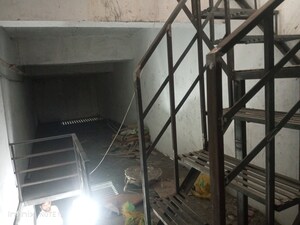 Staircase in  Shop at Amolik Sankalp, Sector 85 – for Sale