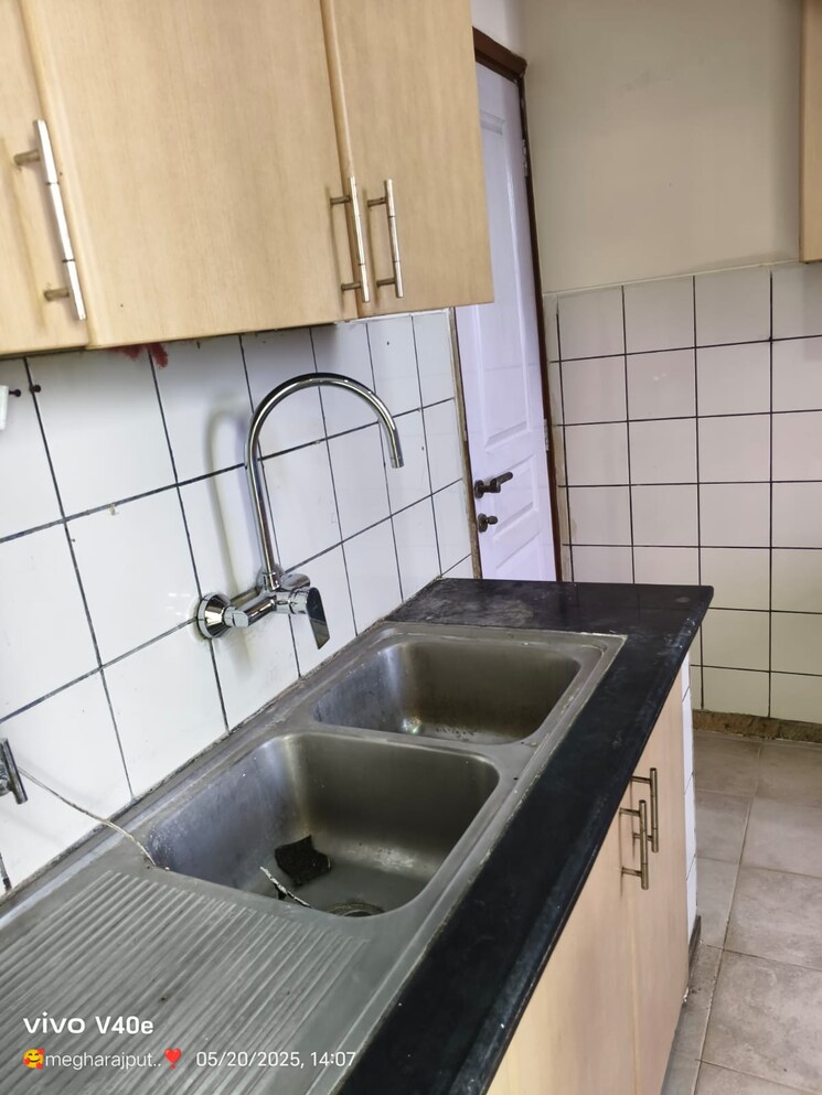 Kitchen, jmd-gardens 3 Bedroom 2020 Sq.Ft. Apartment In Sector 33 Gurgaon 8723435