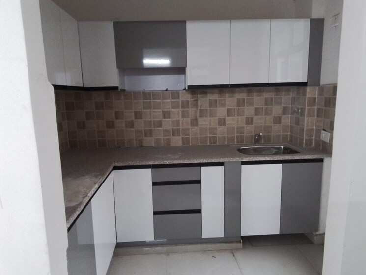 Kitchen, mahagun-mywoods 2 Bedroom 960 Sq.Ft. Apartment In Sector 16c Greater Noida Greater Noida 8723476