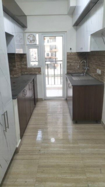 Staircase in 2.5 BHK Apartment at Amrapali Centurian Park, Tech Zone 4 Greater Noida – for Rent