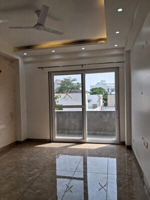 Room in 3 BHK Apartment at Suncity Essel Tower, Sector 28 – for Sale