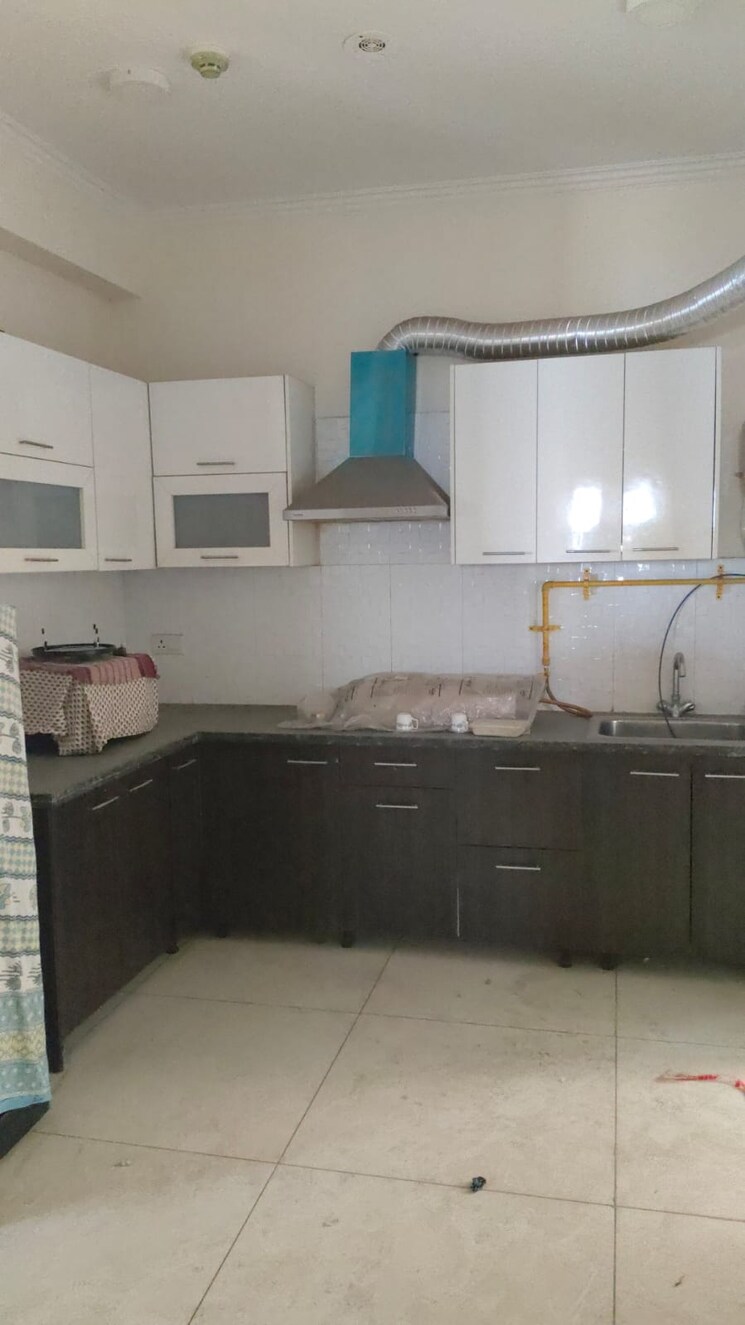 Kitchen, mahagun-mywoods 4 Bedroom 1810 Sq.Ft. Apartment In Sector 16c Greater Noida Greater Noida 8723506