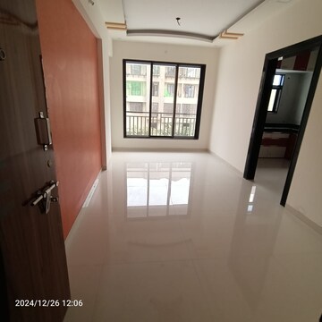 Room in 1 BHK Apartment at Shriram Tower, Nalasopara West – for Sale
